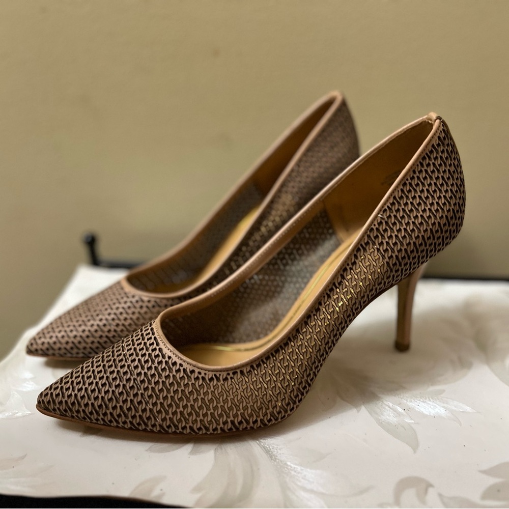 Enzo Angiolini Brown Mesh Heels/pumps 9